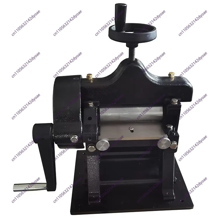 Leather Splitting Machine - ورشة صغيرة لإنتاج الجلود، أداة يدوية
