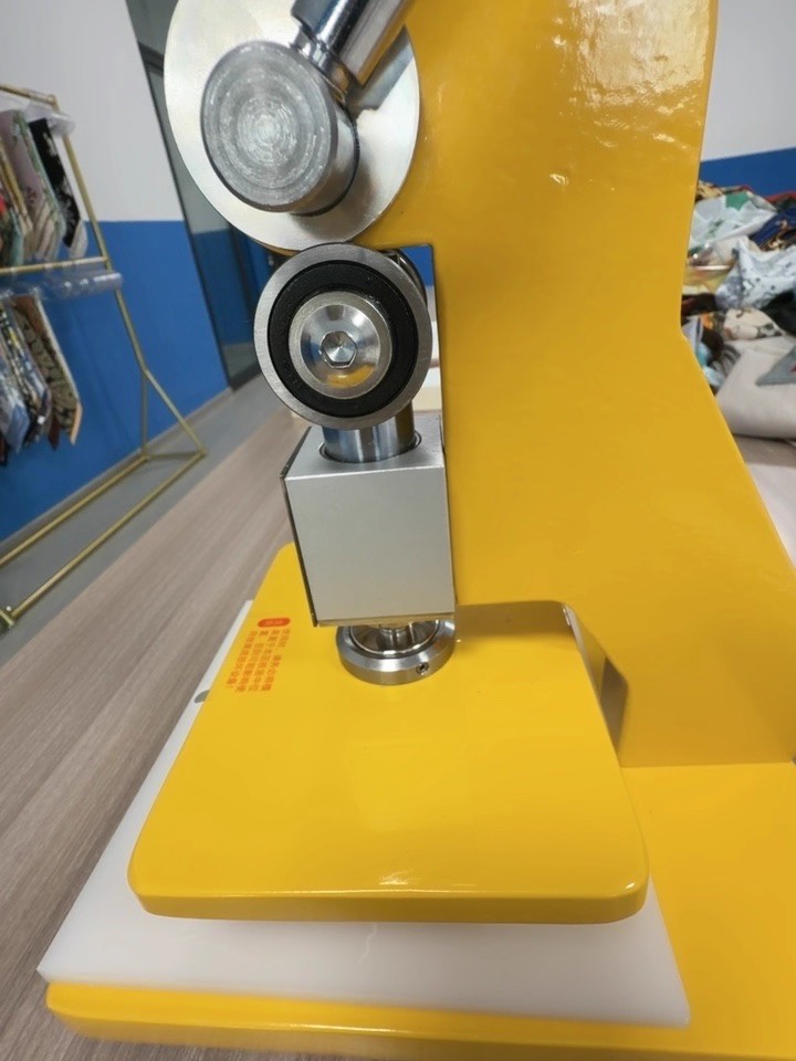 ماكينة قطع وتخريم يدوية Qwinn  - مراجعة Leather Cutting Die Press وسعره