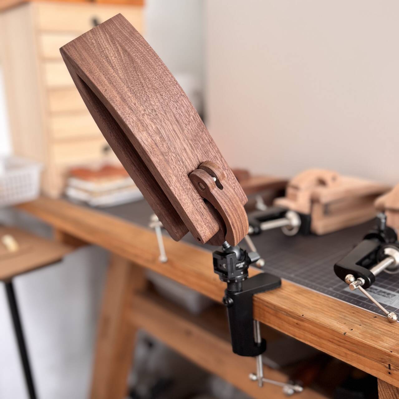 1 قطعة الجلود المحمولة اليد ال - مراجعة Leather Stitching Pony Clamp وسعره