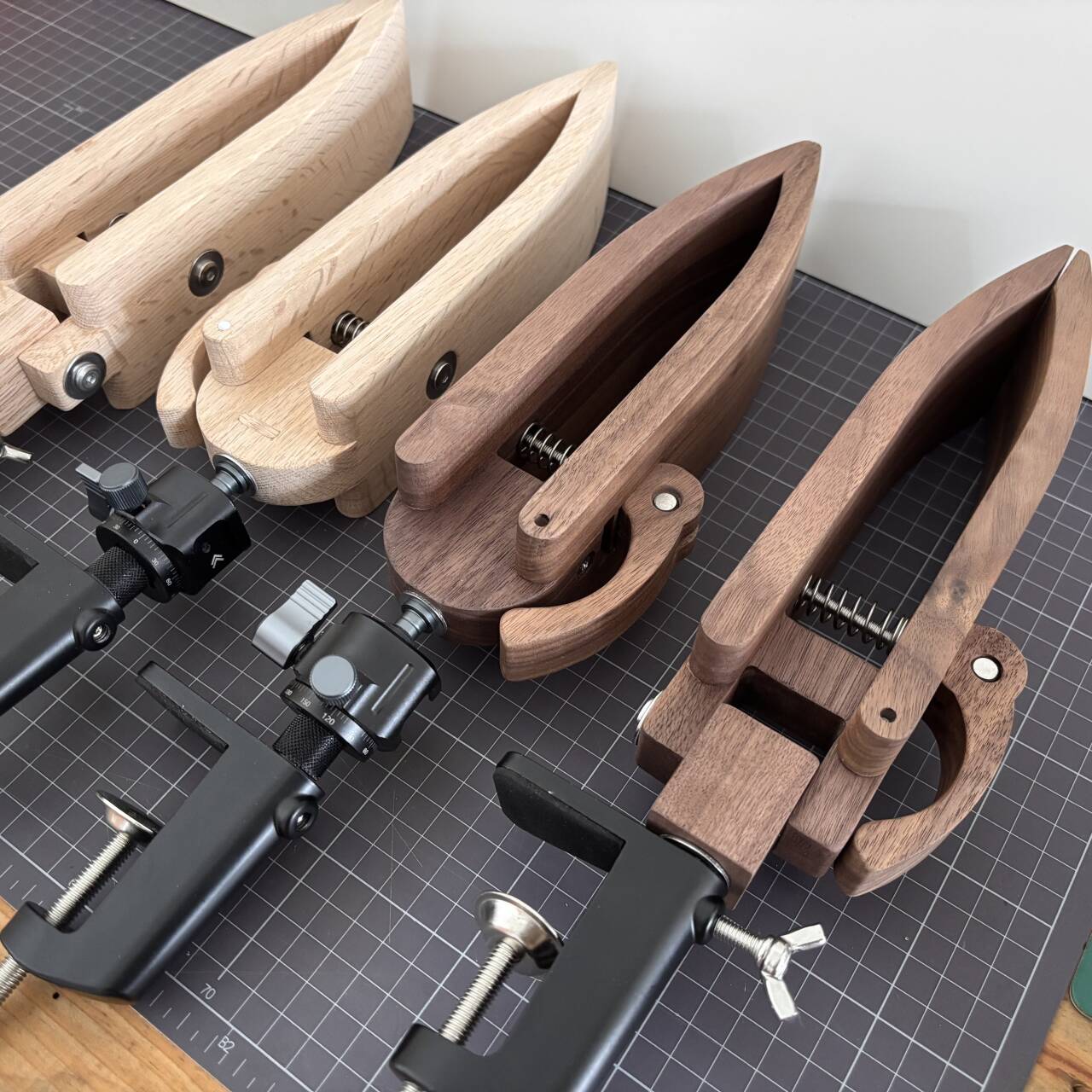 1 قطعة الجلود المحمولة اليد ال - مراجعة Leather Stitching Pony Clamp وسعره