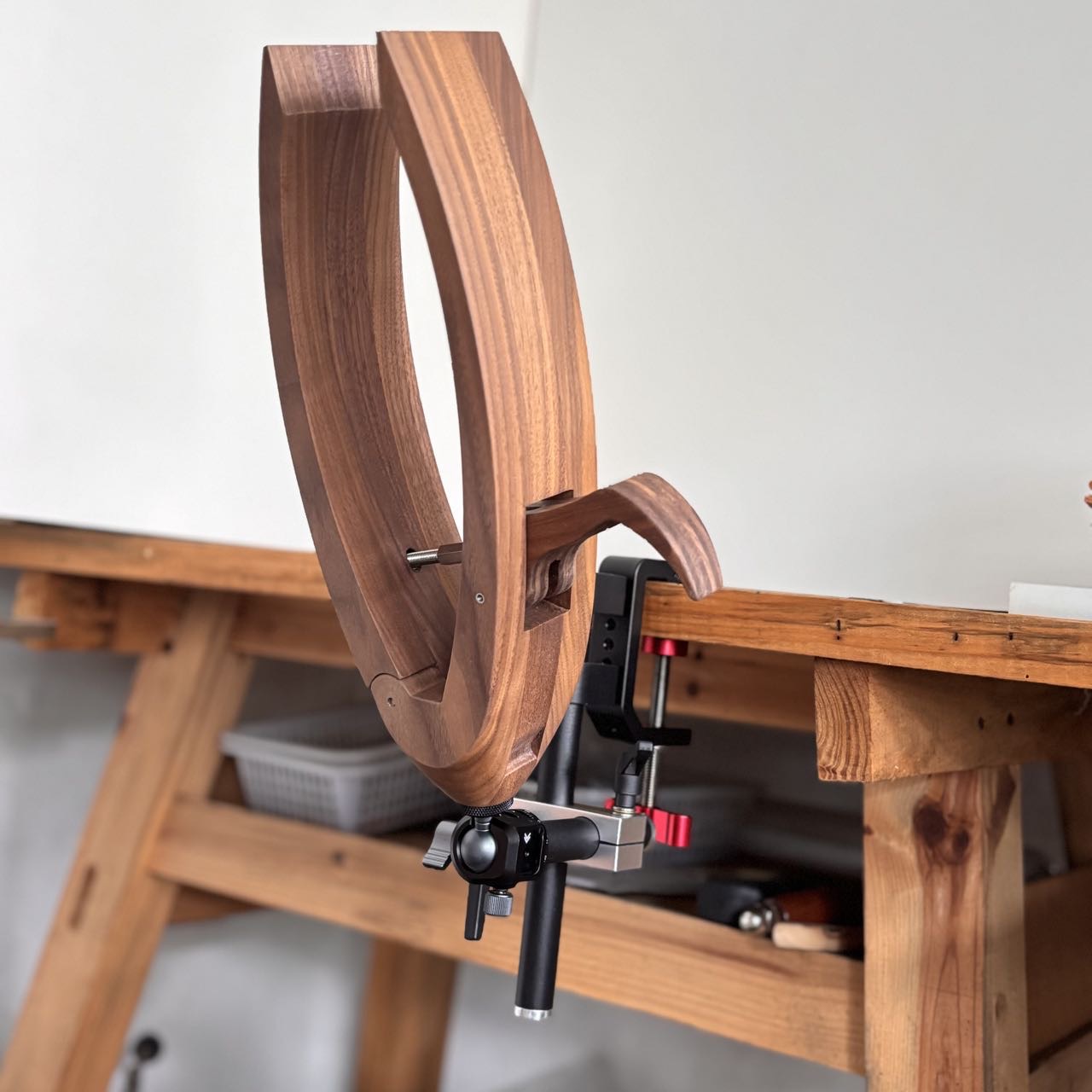 متعددة الوظائف 360 درجة الجلود - مراجعة Leather Stitching Pony Clamp وسعره